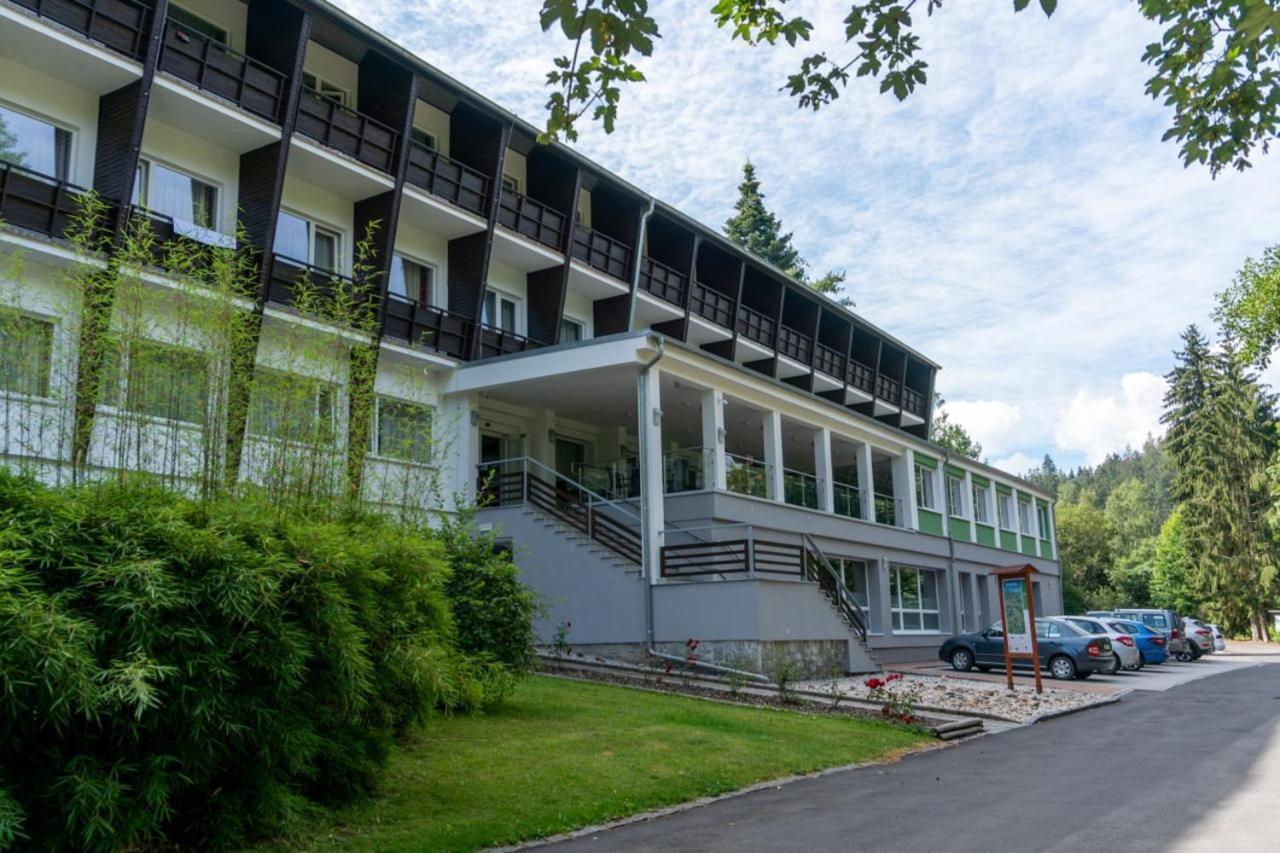 Wellness Hotel Green Paradise Pirkenhammer Exteriör bild