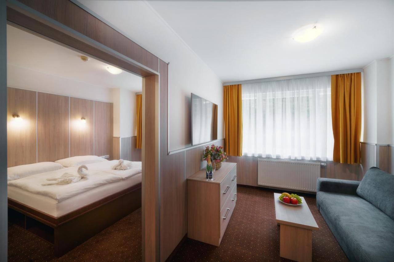 Wellness Hotel Green Paradise Pirkenhammer Exteriör bild